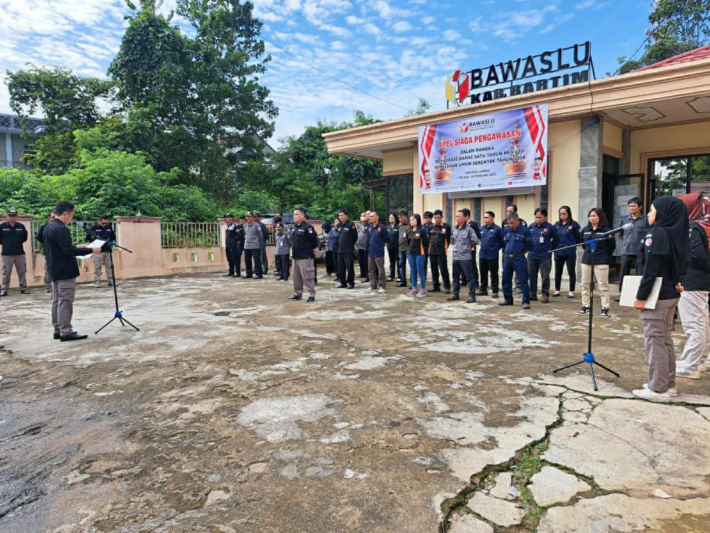 Setahun Jelang Pemungutan Suara, Bawaslu Bartim Gelar Apel Siaga Pengawasan Menuju Satu Tahun Pemilu 2024