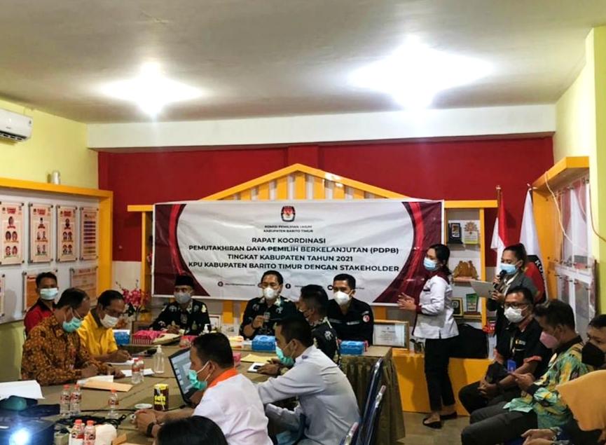 Bawaslu Kabupaten Barito Timur Menghadiri Rapat Koordinasi PDPB di Kantor KPU Kabupaten Barito Timur