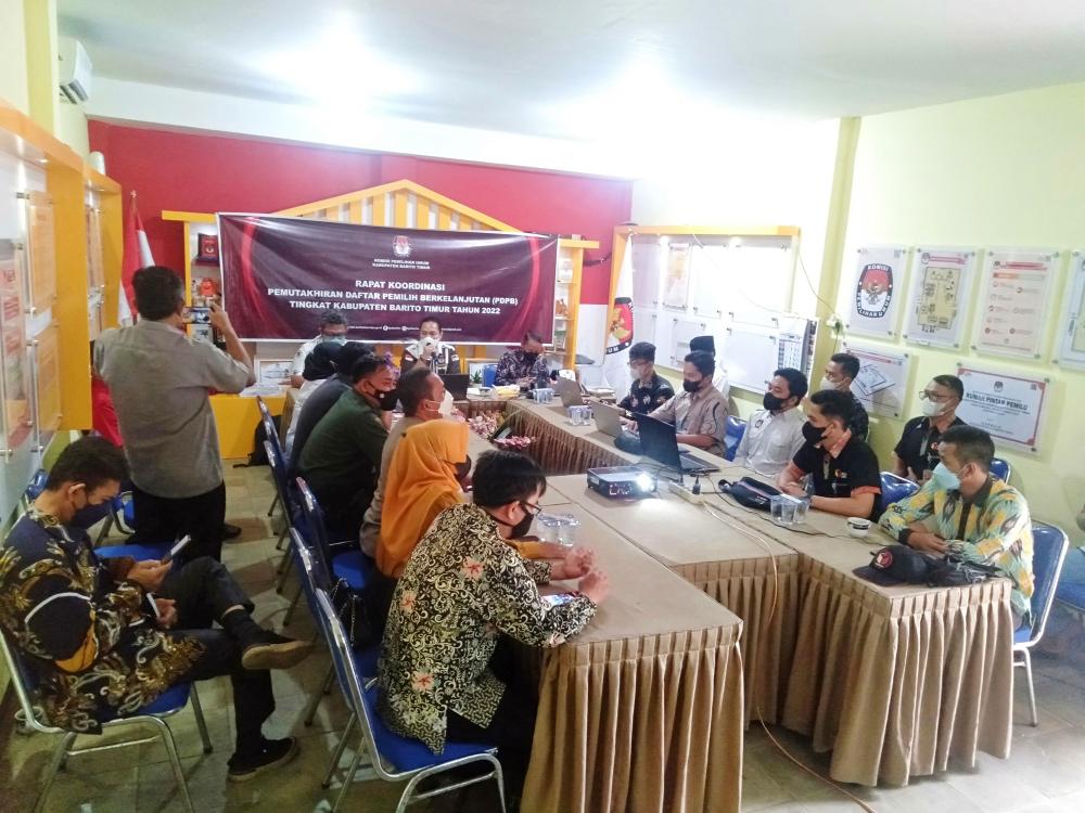 Bawaslu Bartim Hadiri Rakor PDPB Triwulan II Tahun 2022 oleh KPU Bartim