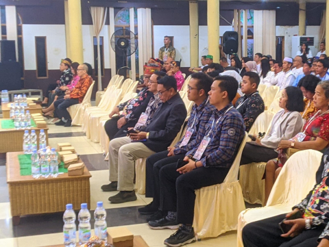debat 1