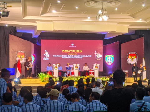 debat 3
